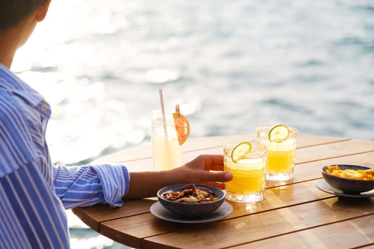 The Standard, Huruvalhi Maldives (adults Only)
