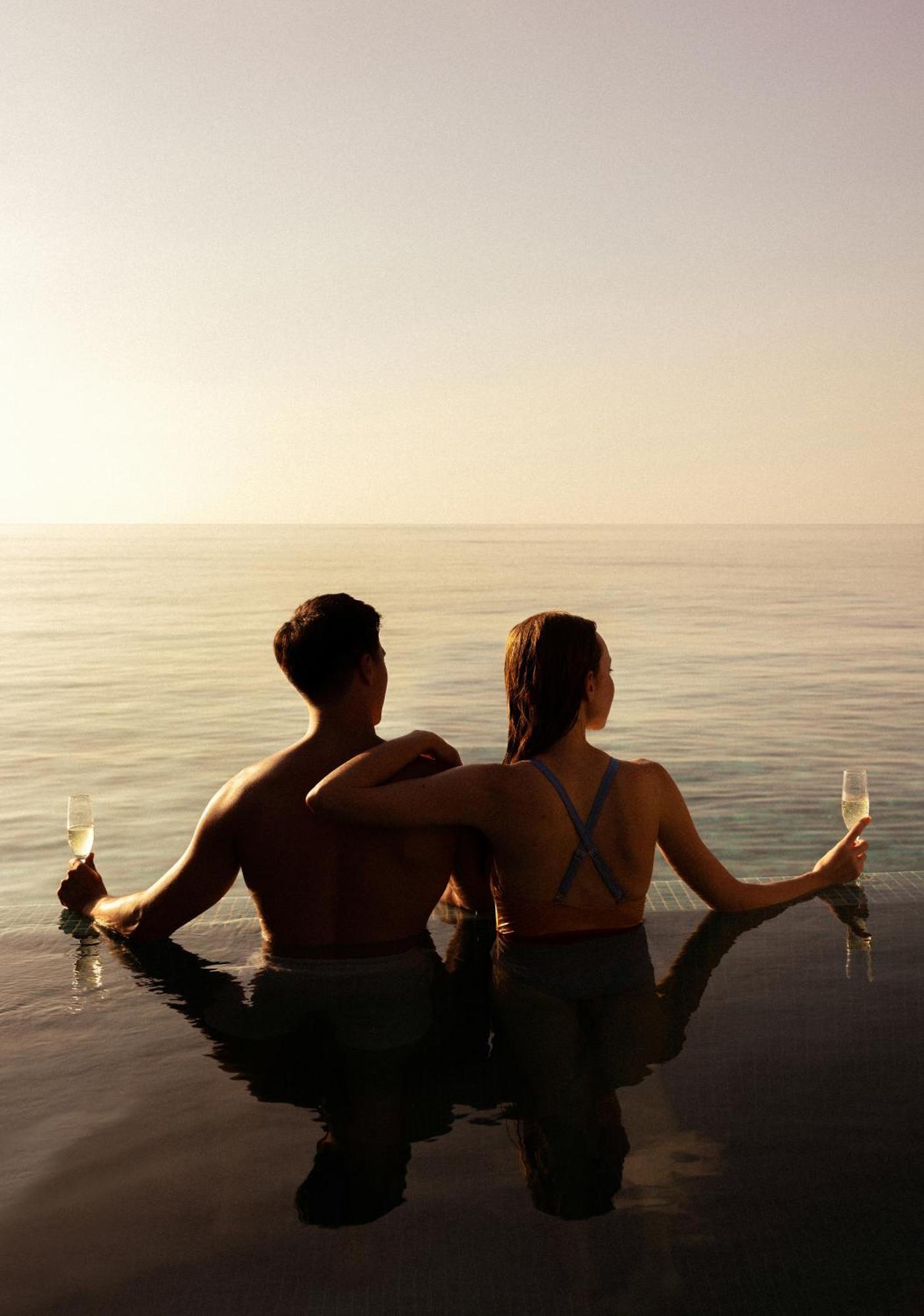 The Standard, Huruvalhi Maldives (adults Only)